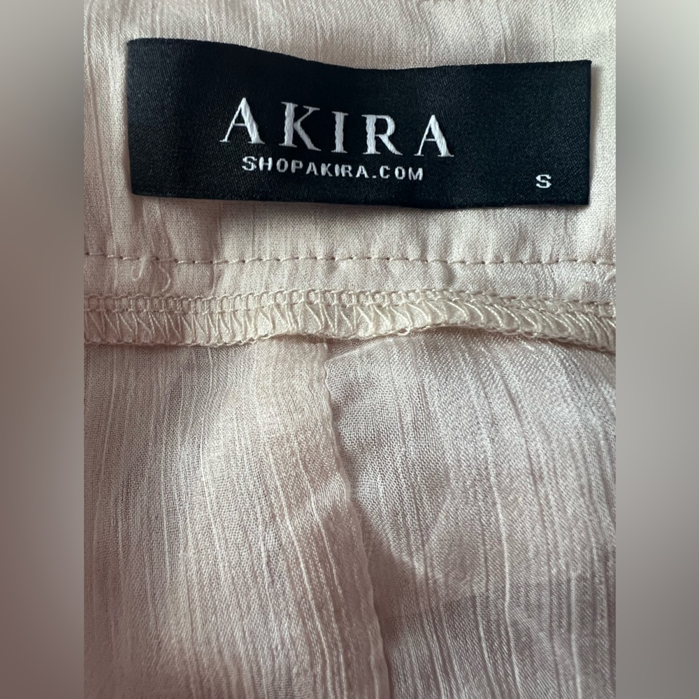 AKIRA Statement Blouse - Flowy Long Sleeve Top - Small - Picture 8 of 8